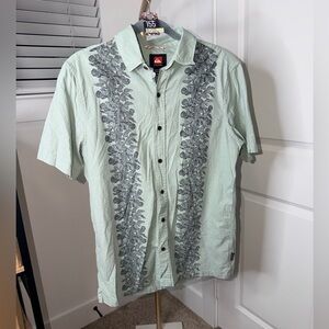 155. Quiksilver Mint Green Short-Sleeve Button-Down with Gray Leaf Print